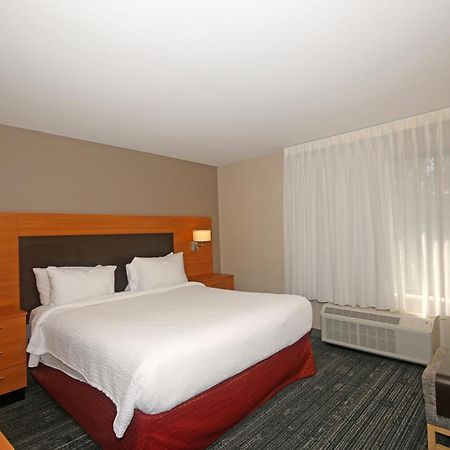 Towneplace Suites By Marriott Aiken Whiskey Road Exterior photo