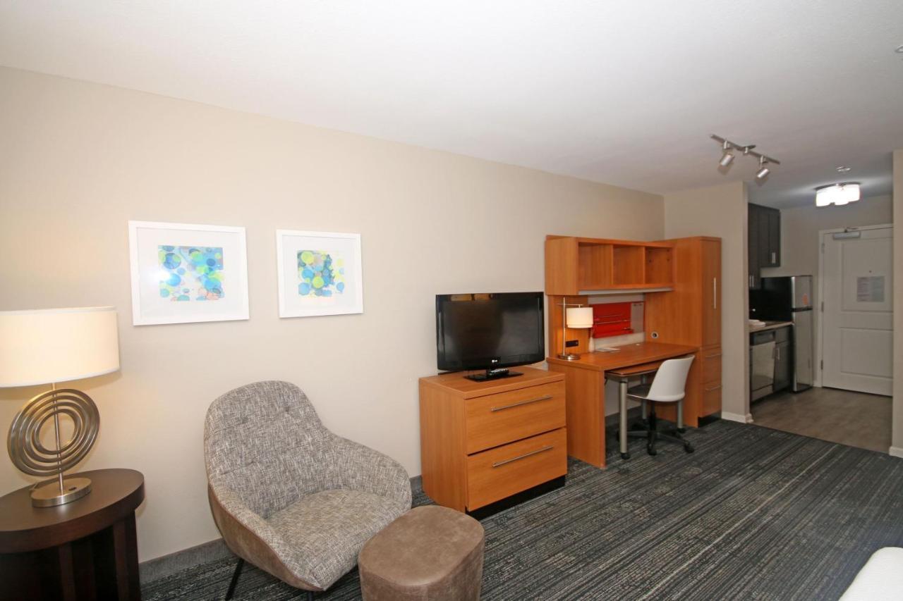 Towneplace Suites By Marriott Aiken Whiskey Road Exterior photo
