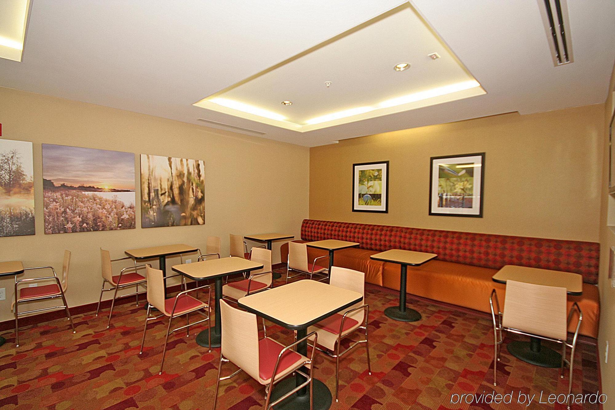 Towneplace Suites By Marriott Aiken Whiskey Road Exterior photo